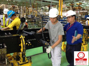 ติดตั้ง Atlas Copco Electric Nutrunner Tools สำหรับ Assembly Line ส่วนงาน Frame Assy